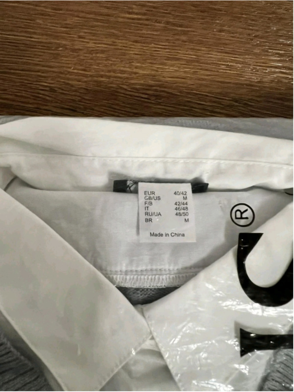 VENUS Women’s Layered Sweater Top Medium Gray White New In Package Z68706 - Picture 3 of 3